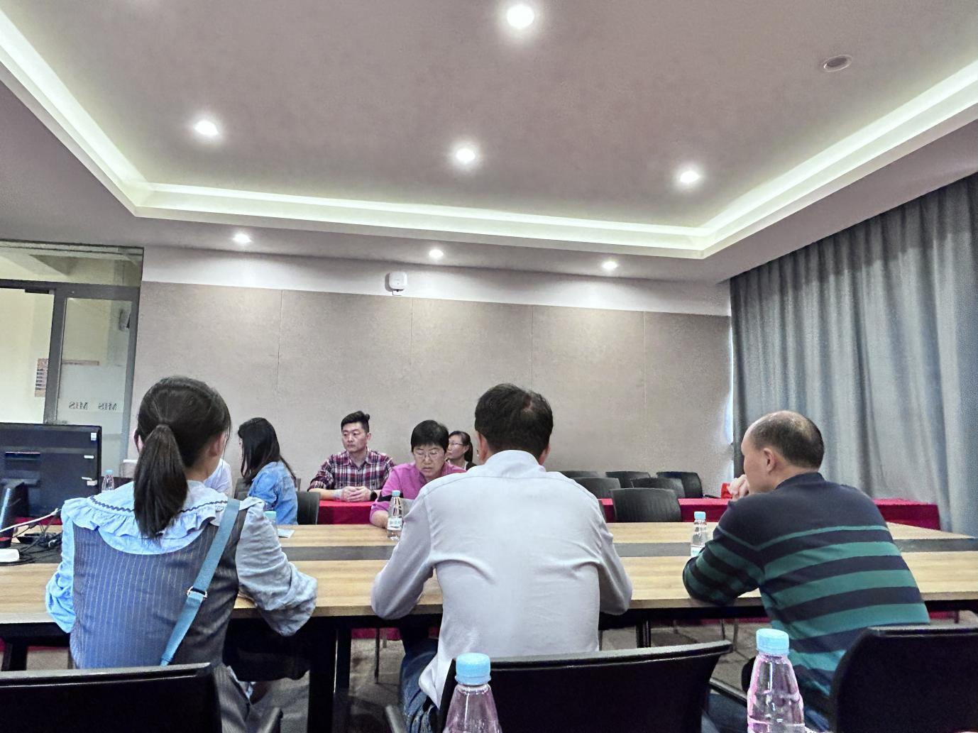 访企拓岗之海口观澜湖华侨学校