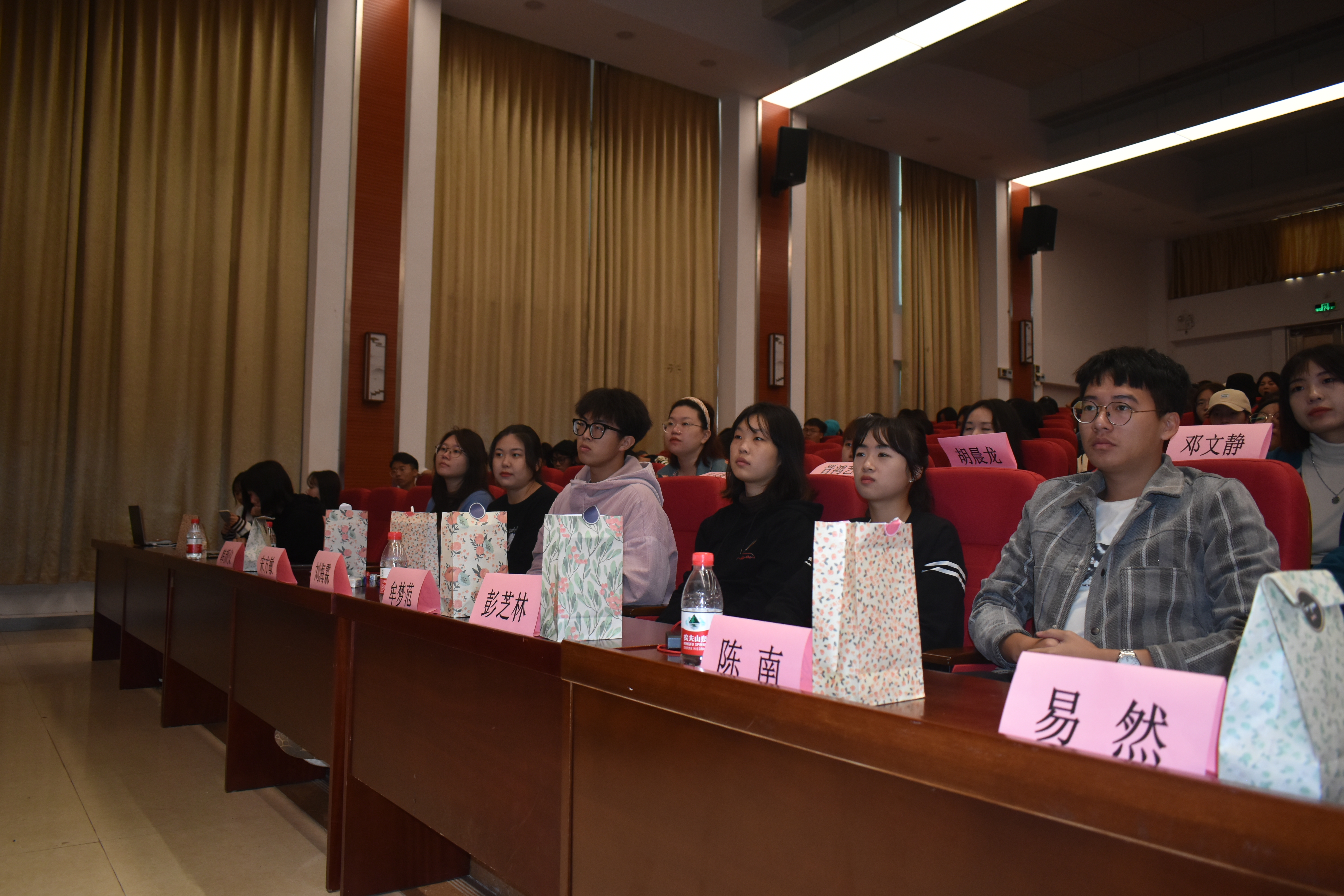 逐青年之志，铸百年华章――青年之声教育学院大学生论坛